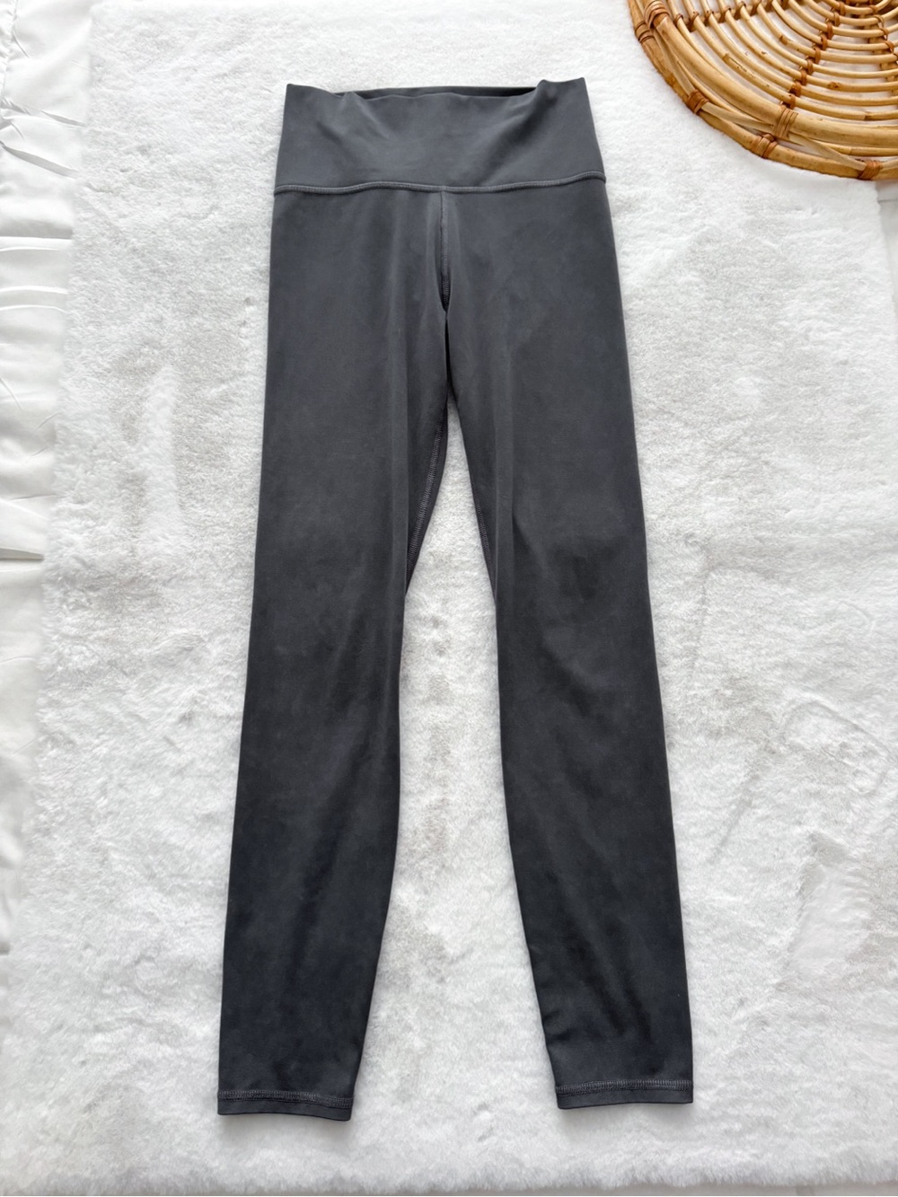Vuori Washed Studio Legging in Washed Charcoal Gray Women's Performance Leggings - Picture 4 of 11